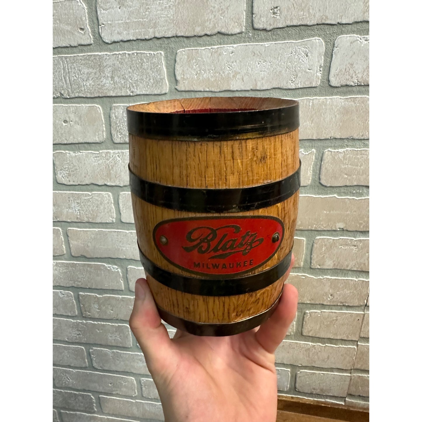 VINTAGE 1940'S BLATZ BEER WOODEN BARREL BANK SIGN MILWAUKEE WI