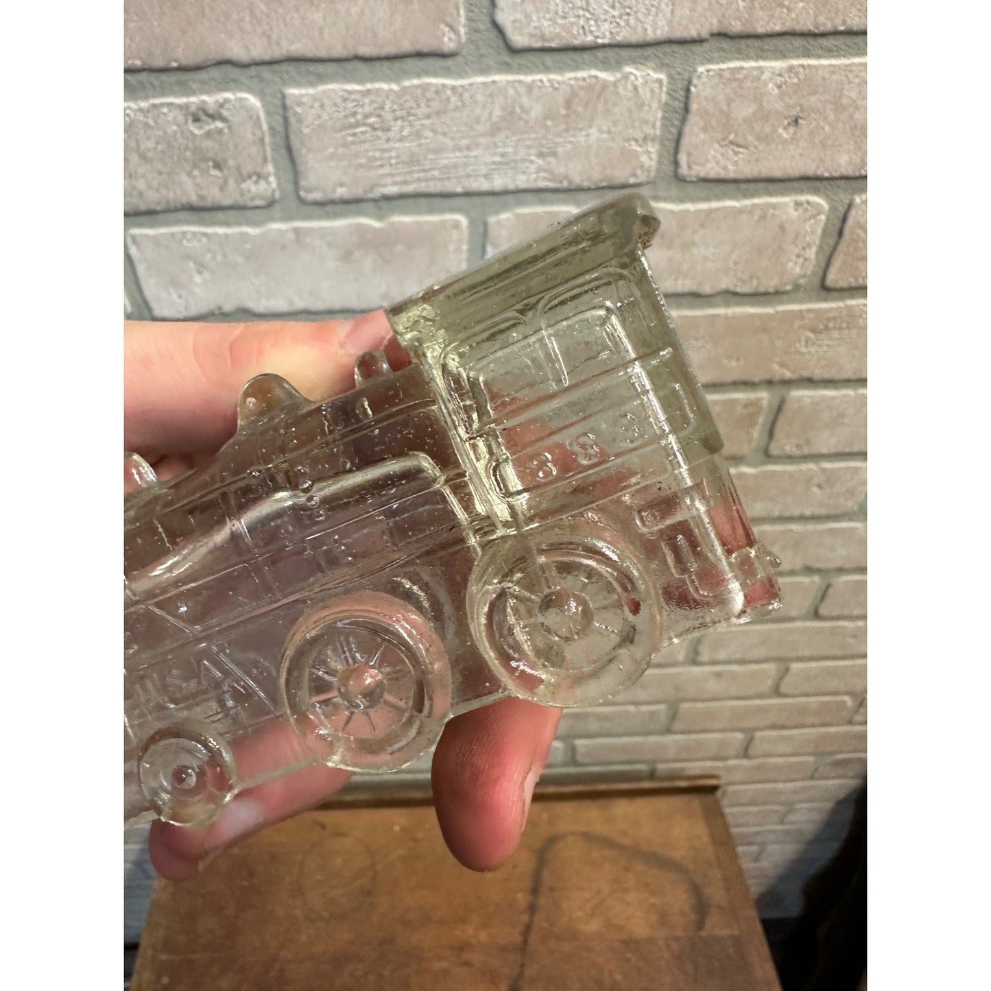 ANTIQUE VINTAGE TRAIN ENGINE LOCOMOTIVE GLASS CANDY CONTAINER 888 AVOR