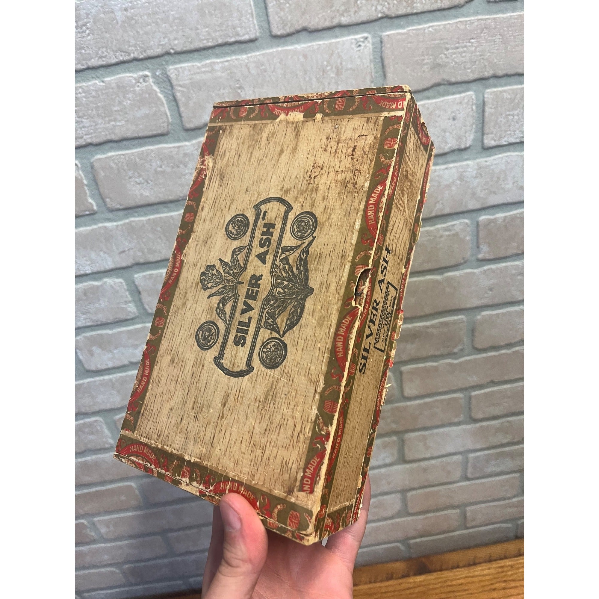 Tobacciana – Brothers Antiques