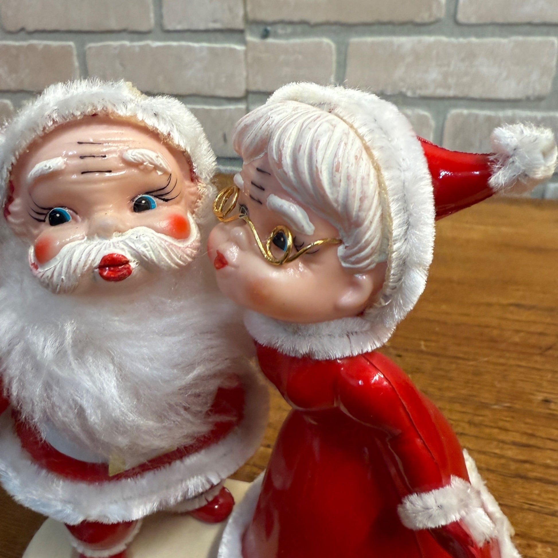 Vintage Plastic Mr. & Mrs. Santa Claus Kissing Vintage Blow Mold Figurine Japan