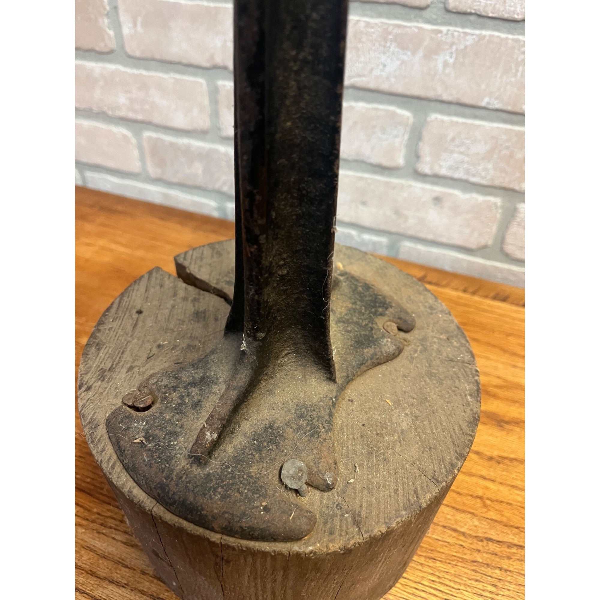 Antique Cast Iron Cobbler Shoe Last Stand Shoemaker Anvil Primitive Tool