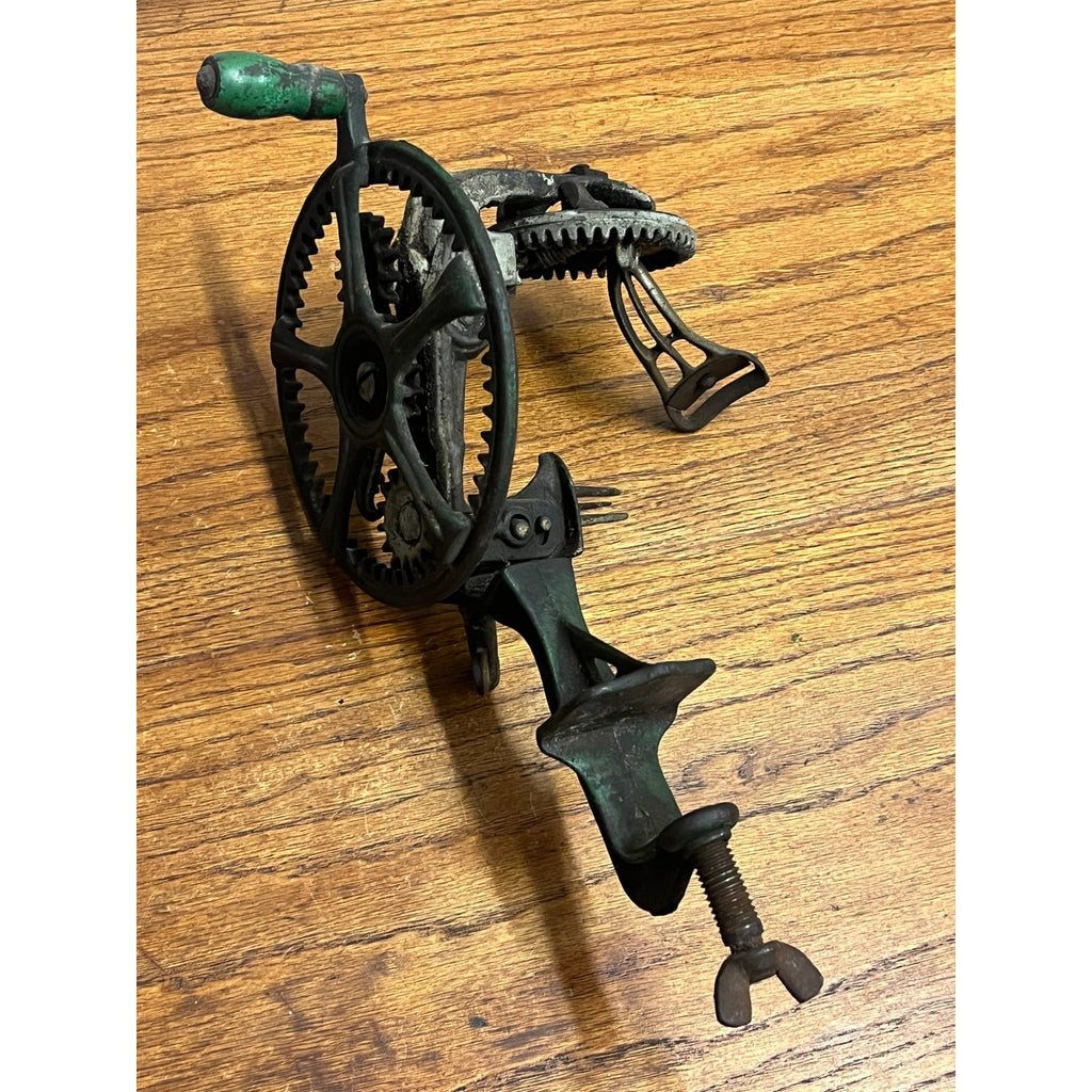 Antique Cast Iron Apple Peeler Primitive Kitchen Tool Table Mount Hand Crank