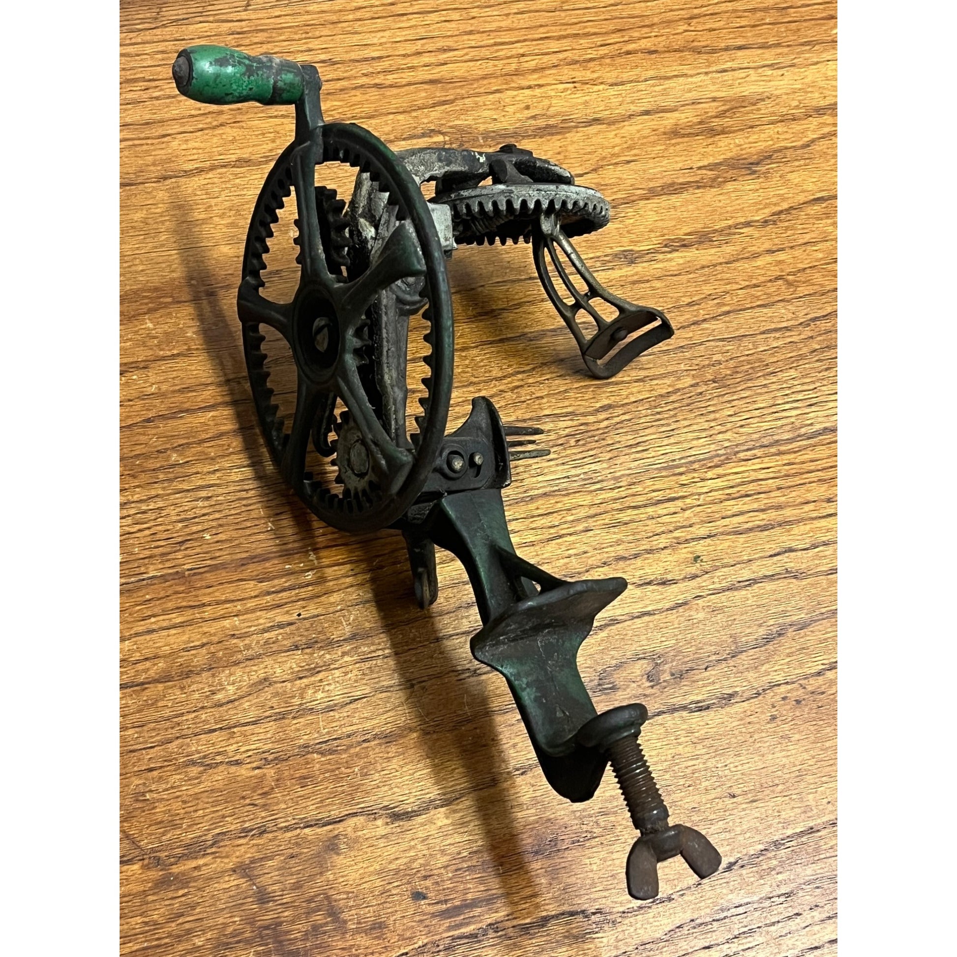 Antique Cast Iron Apple Peeler Primitive Kitchen Tool Table Mount Hand Crank