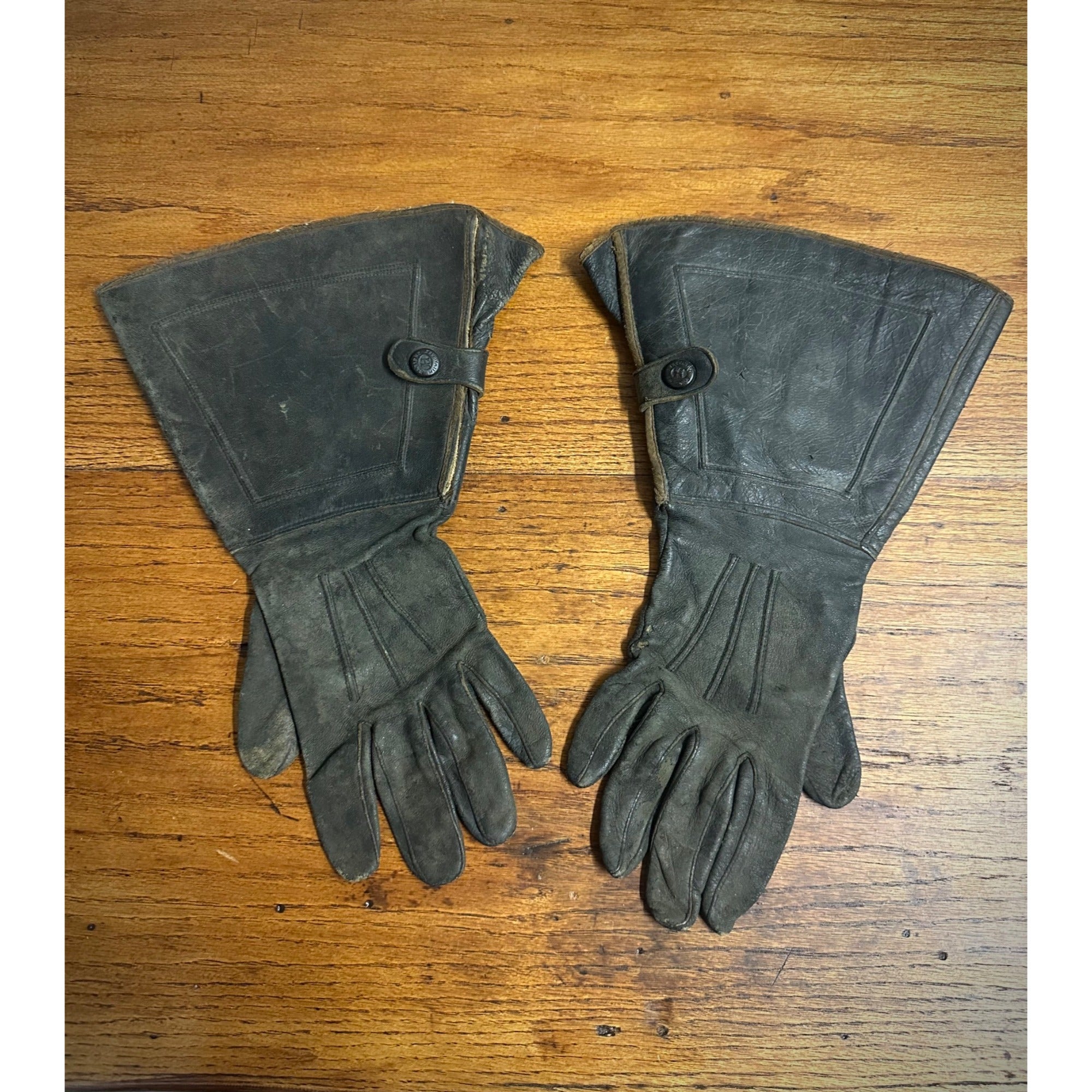 Vintage 1910s Hansen Co. Milwaukee Leather Motorcycle Gloves w/ Gauntlet Cuffs