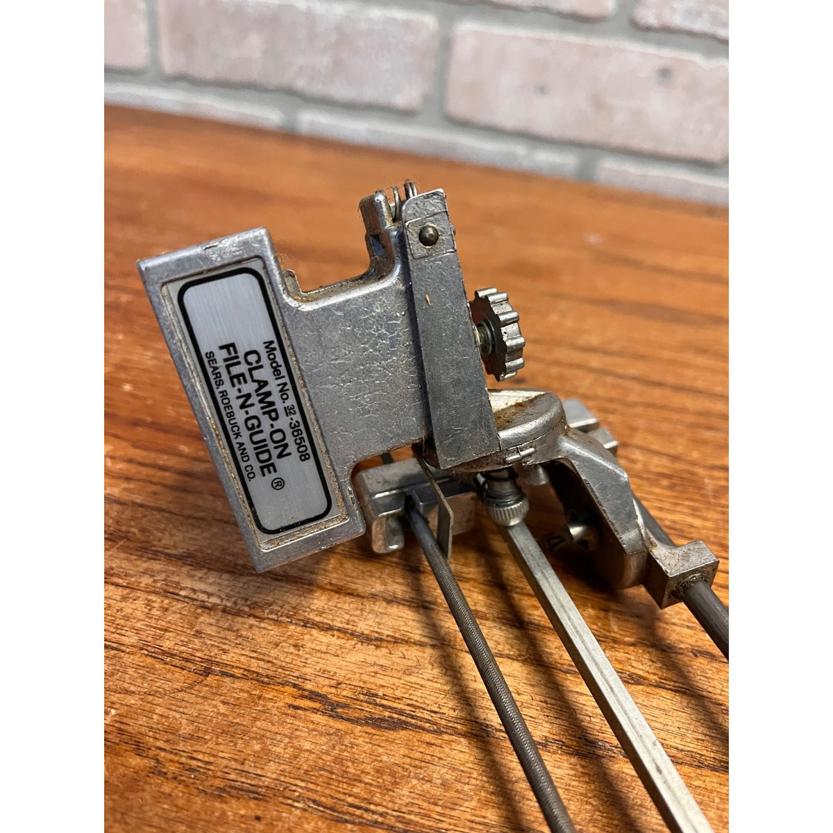 Sears Clamp On File-N-Guide Precision Chainsaw Sharpener #32-36508