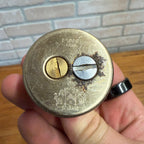 Vintage Clam W/ Pearl Shell On Stones Table Top Lighter Untested