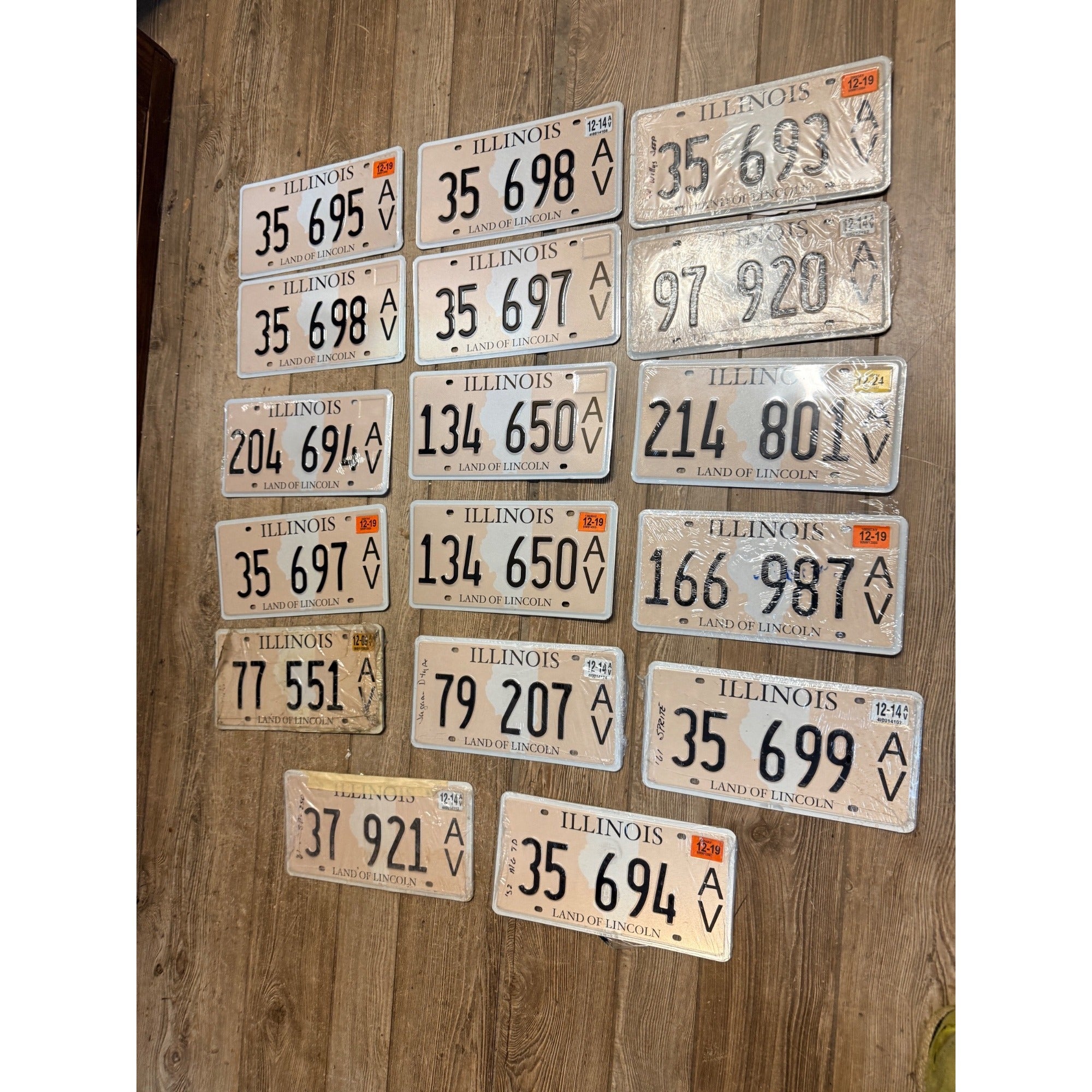 Vintage Huge Lot (27) State Silhouette Illinois License Plates 2010s Land of Lincoln