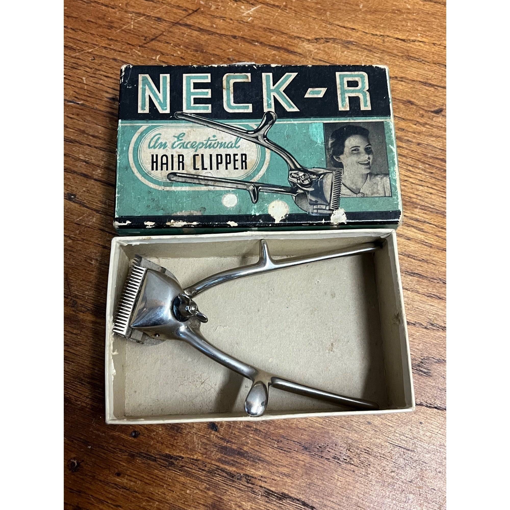Vintage 1930s Neck-R Hair Clipper Barber Hand Held w/ Original Box - USA