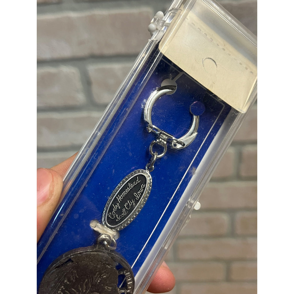 Vintage Buffalo Bill William Cody Homestead Scott City Iowa Keychain Indian