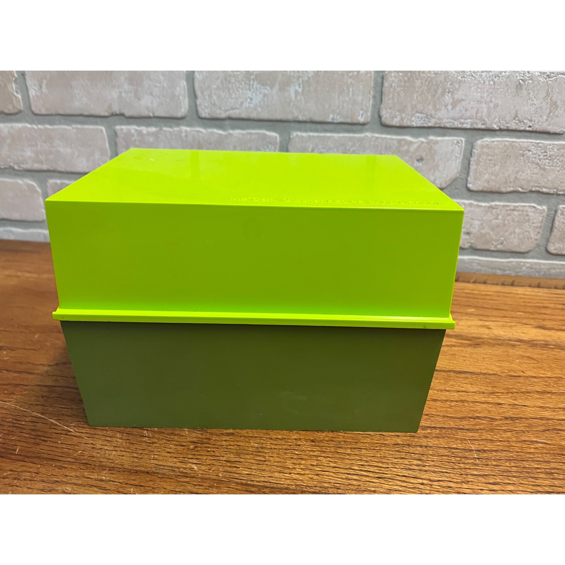 Vintage Betty Crocker Recipe Card Library Green Plastic Box w/ Cards MCM