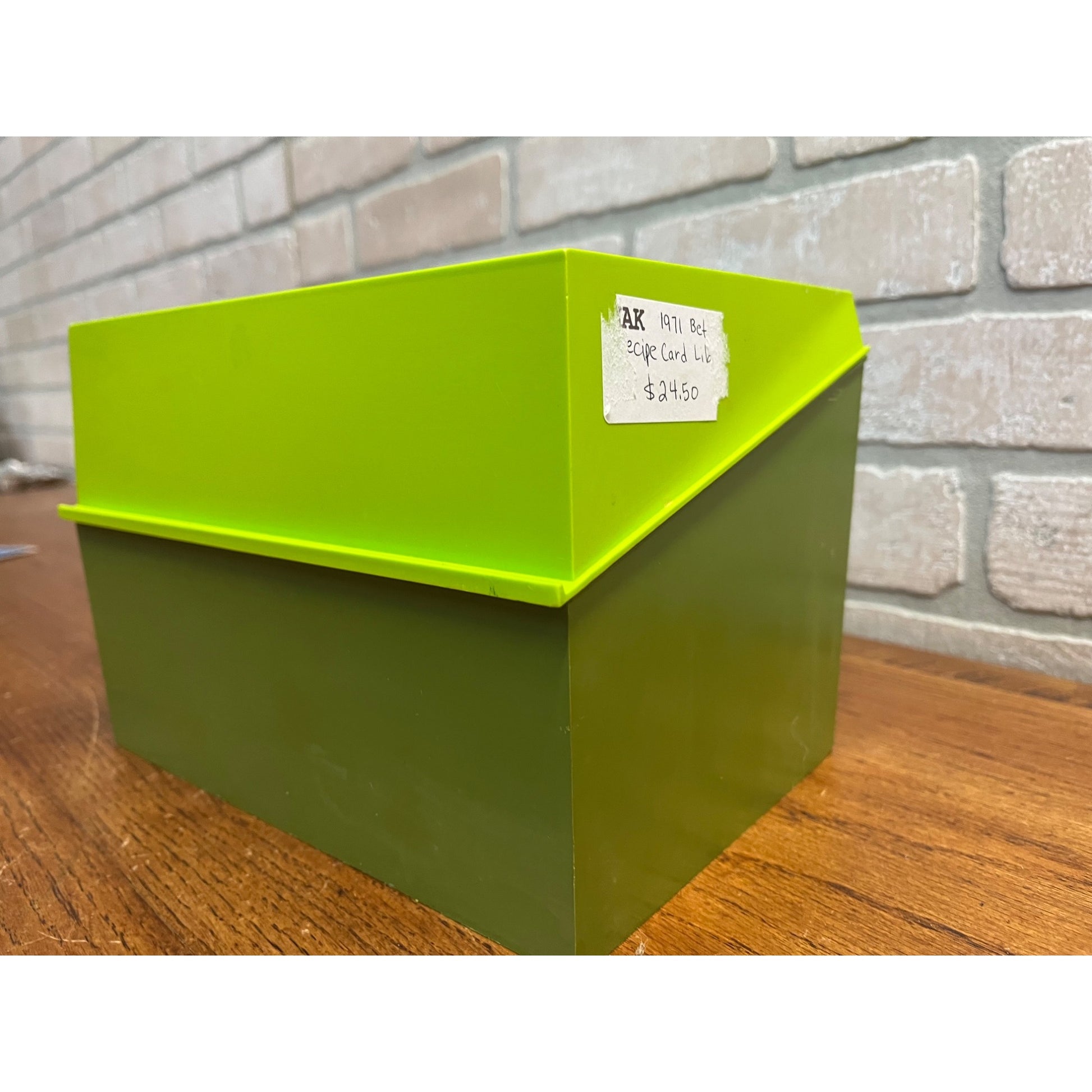 Vintage Betty Crocker Recipe Card Library Green Plastic Box w/ Cards MCM