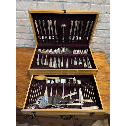 Vintage Oneida 1945 Prestige Plate Bordeaux Pattern Silverware Flatware 130pcs