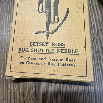 BETSY ROSS RUG SHUTTLE NEEDLE NO. 5 IN BOX 1913 FOR YARN & NARROW RAGS