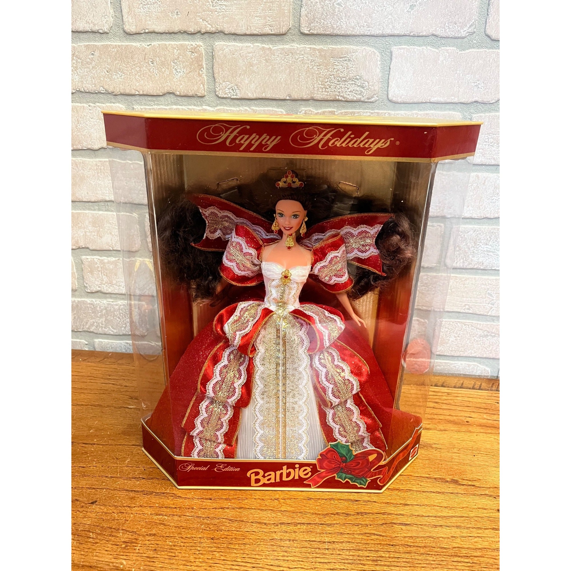 RARE 1997 Misprint Green Eyes Holiday Barbie Happy Holidays Gold Special Edition