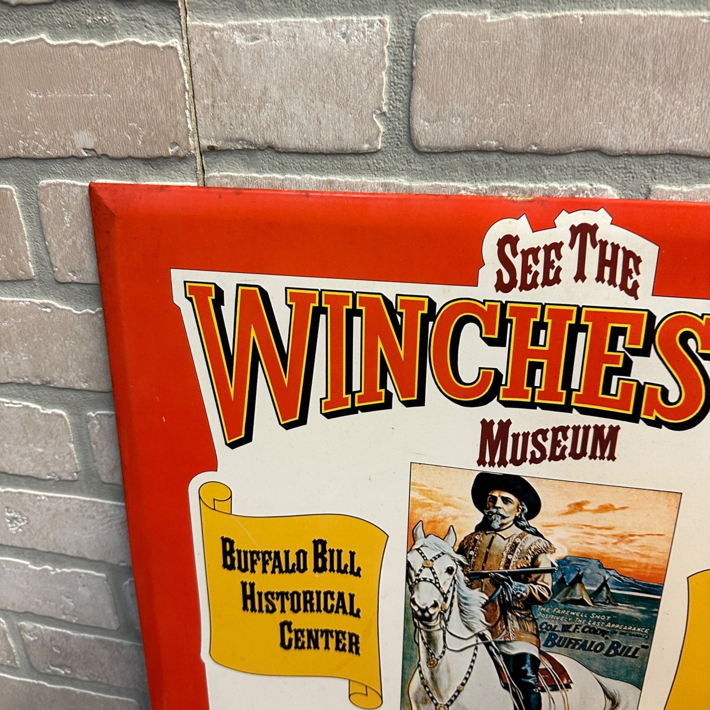 VINTAGE 1976 WINCHESTER GUN COLLECTION CODY WY MUSEUM METAL ADVERTISEMENT SIGN