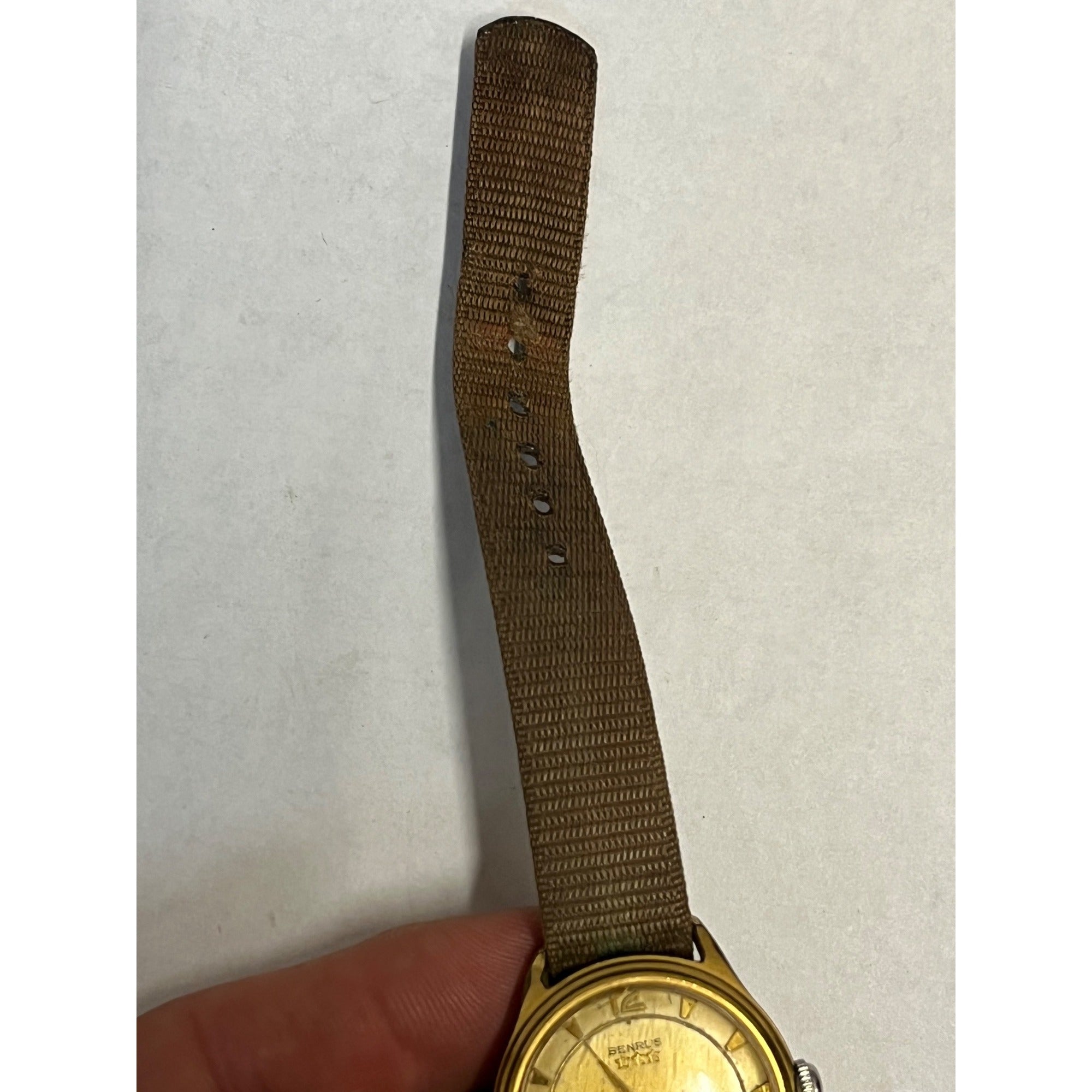 Vintage Benrus 25 Jewel Self Winding Men's Wrist Watch 3 Star Gold-Tone Running