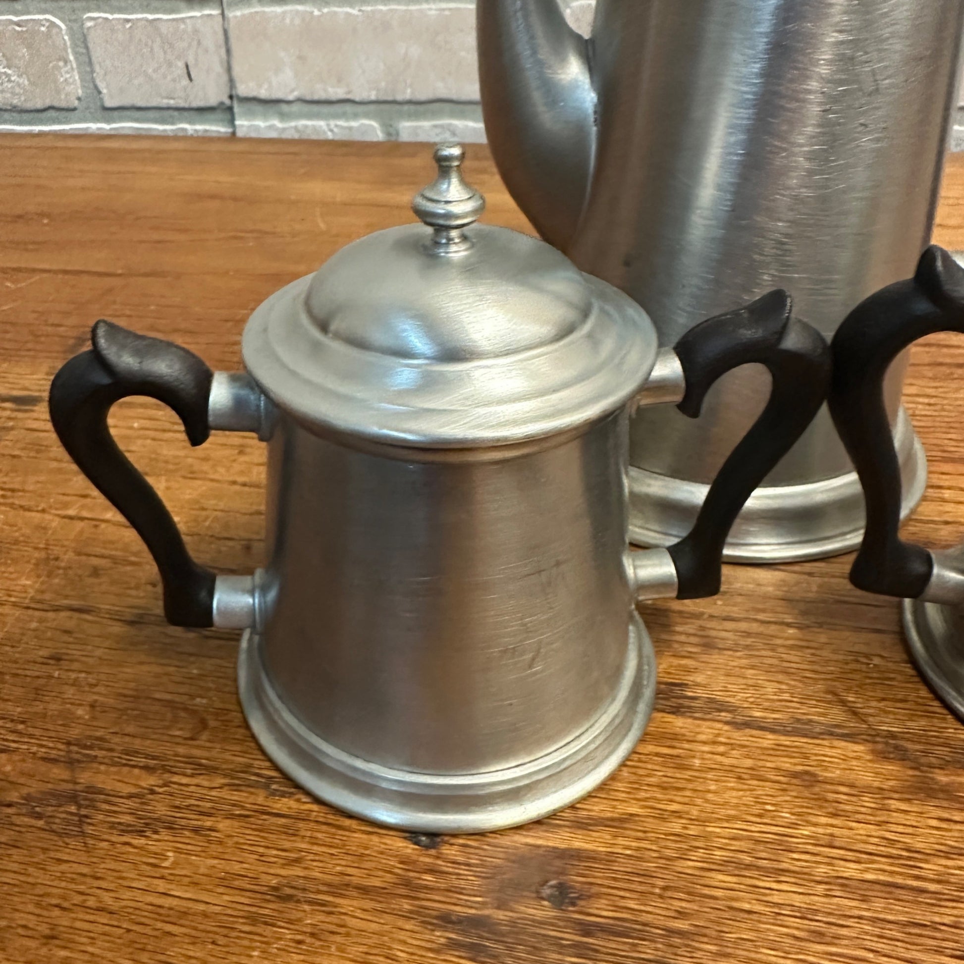 VTG Kirk Steiff Colonial Williamsburg-style Pewter Tea/Coffee Pot & Cream Sugar!