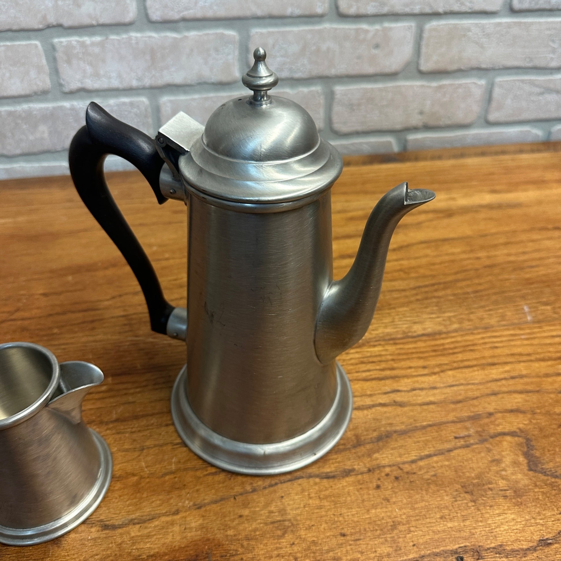 VTG Kirk Steiff Colonial Williamsburg-style Pewter Tea/Coffee Pot & Cream Sugar!