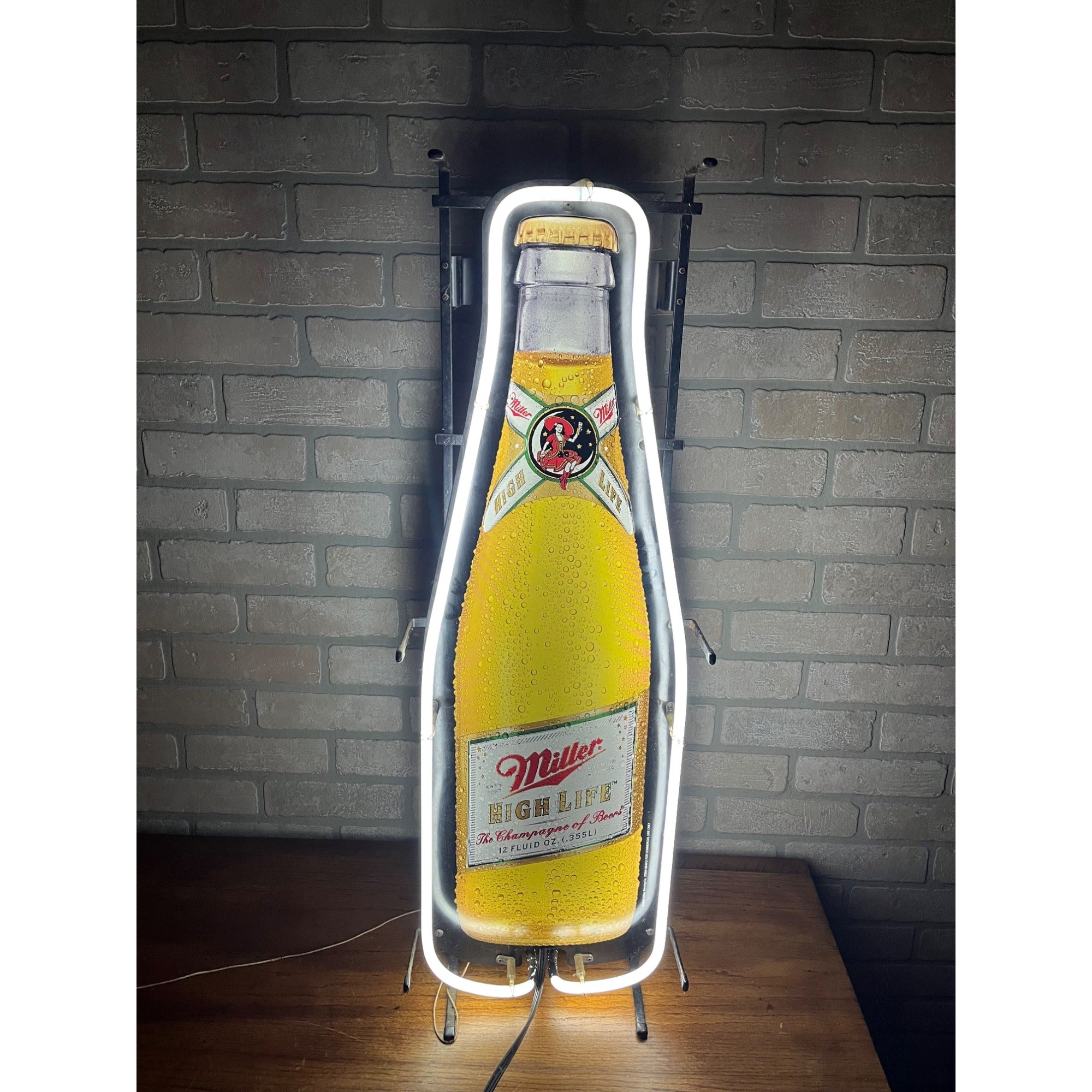 Vintage Miller High Life Lighted Neon Bar Sign Bottle 2002