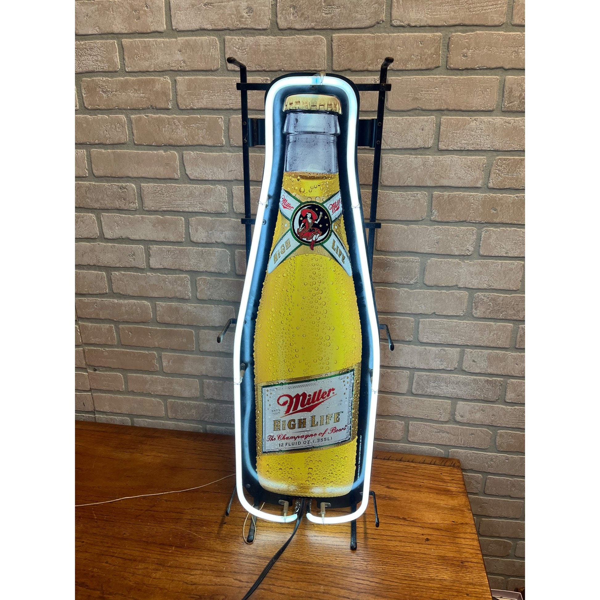 Vintage Miller High Life Lighted Neon Bar Sign Bottle 2002