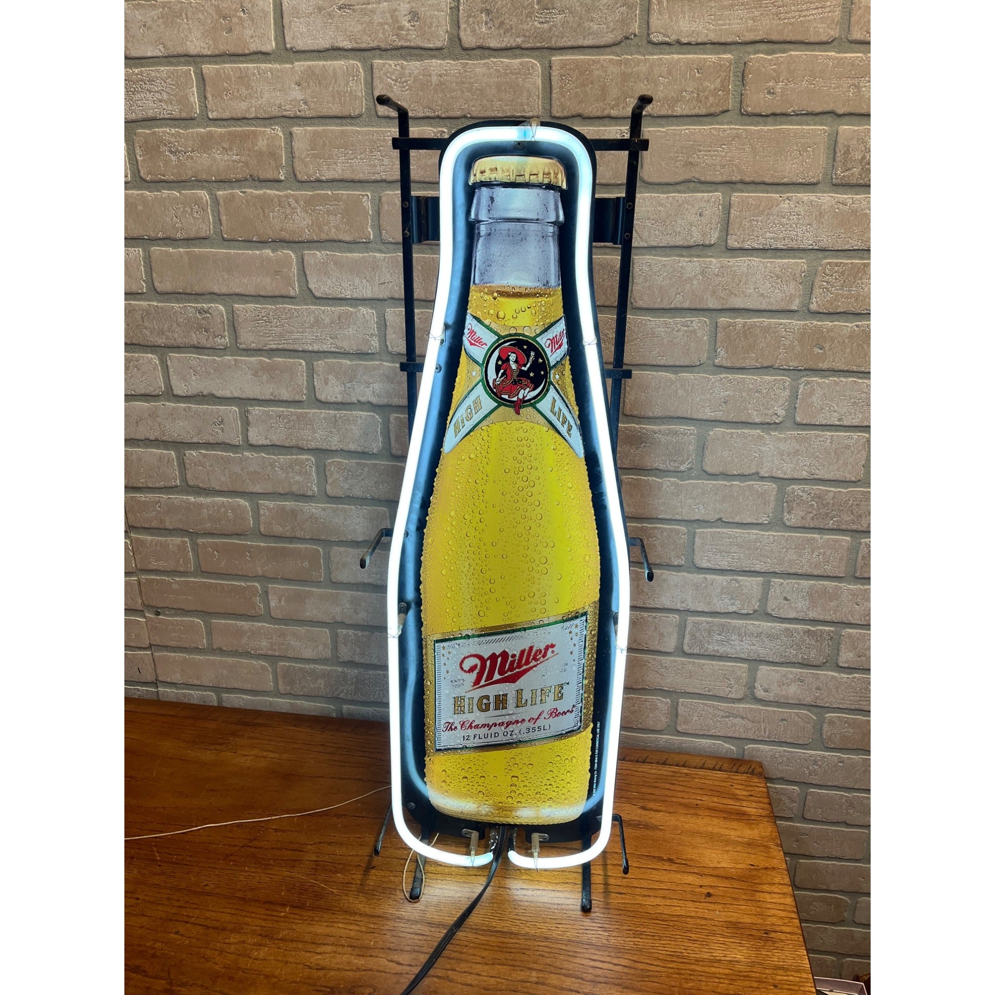 Vintage Miller High Life Lighted Neon Bar Sign Bottle 2002