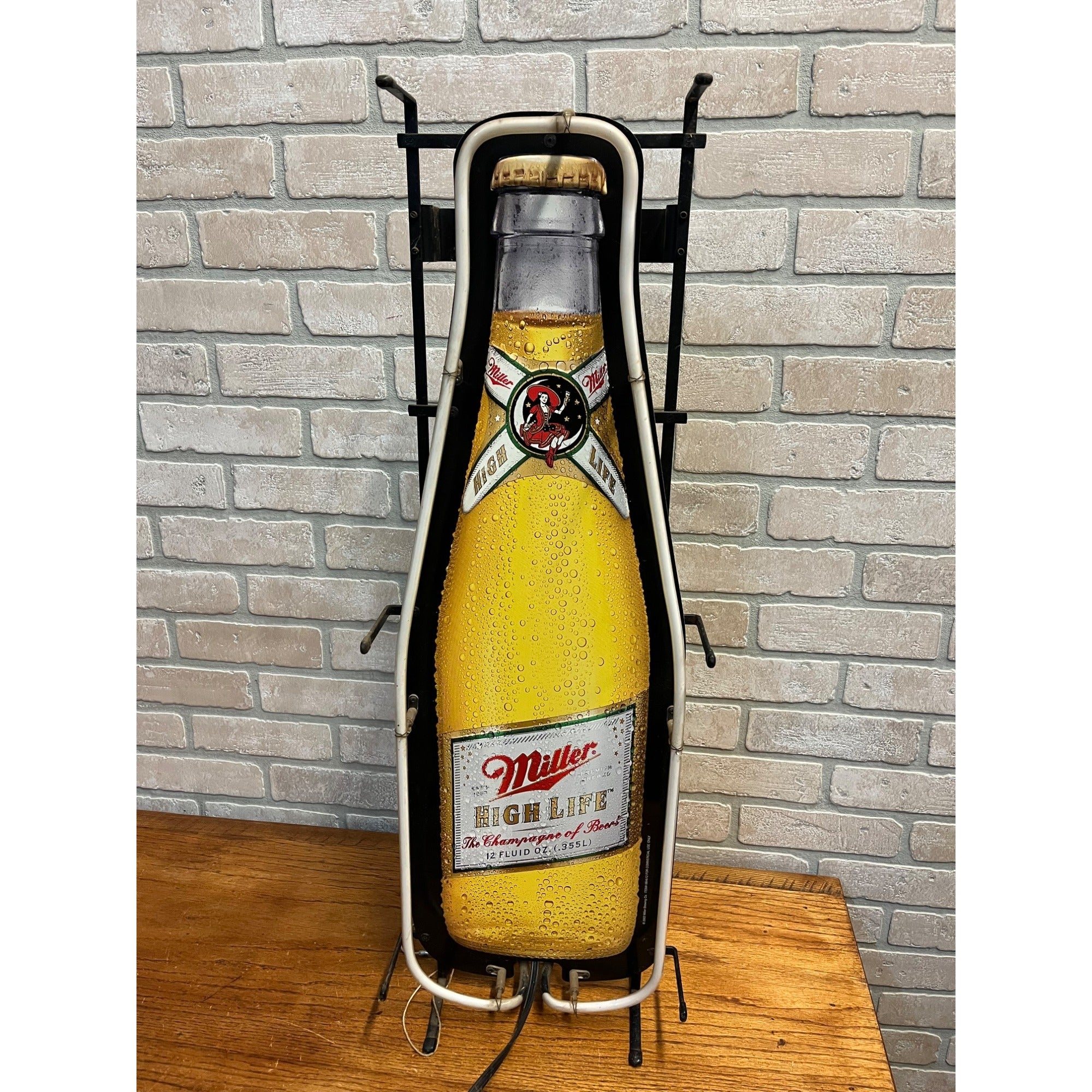 Vintage Miller High Life Lighted Neon Bar Sign Bottle 2002