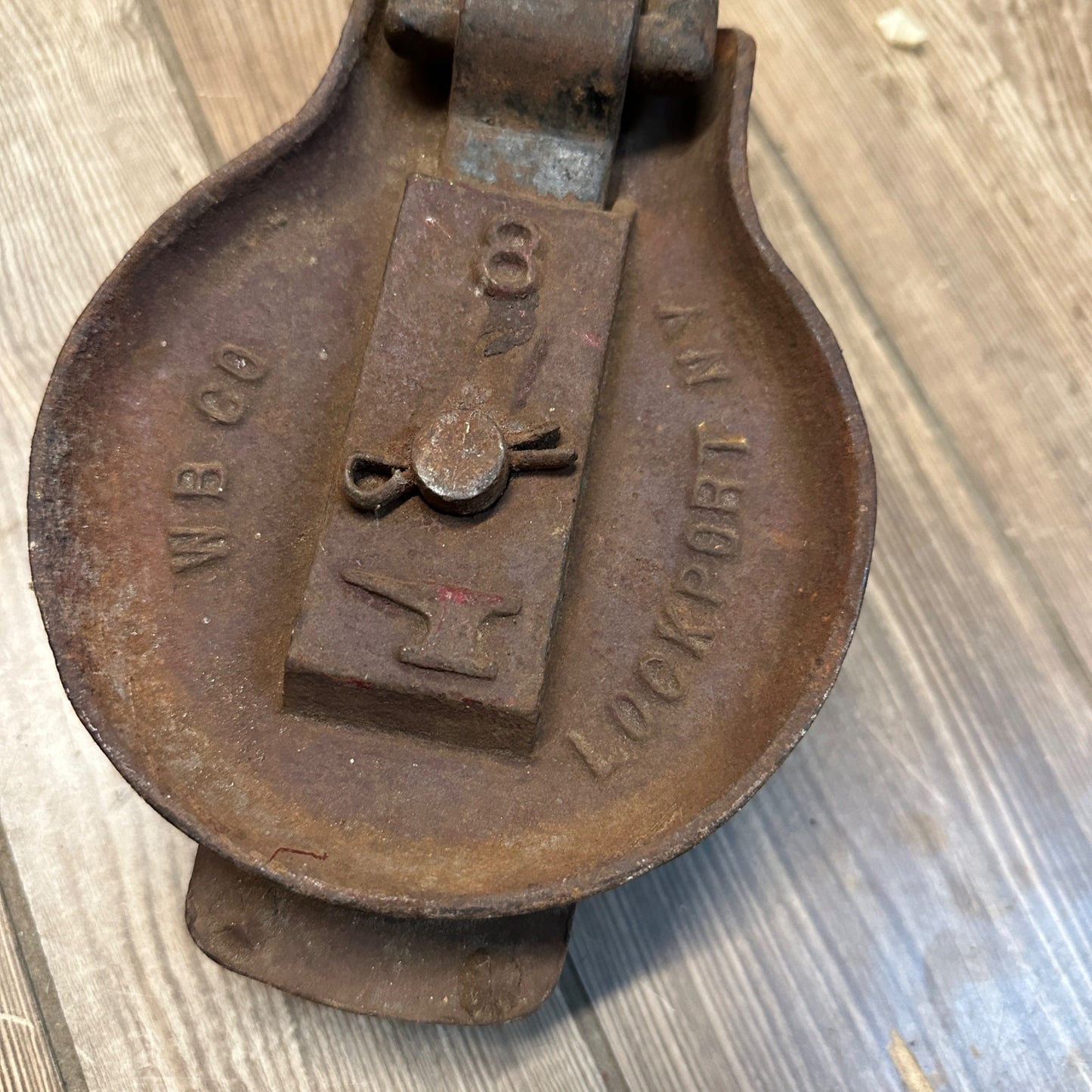 Vintage, Snatch Block, Pulley, WB Co Lockport NY #8 Anvil heavy duty 10"