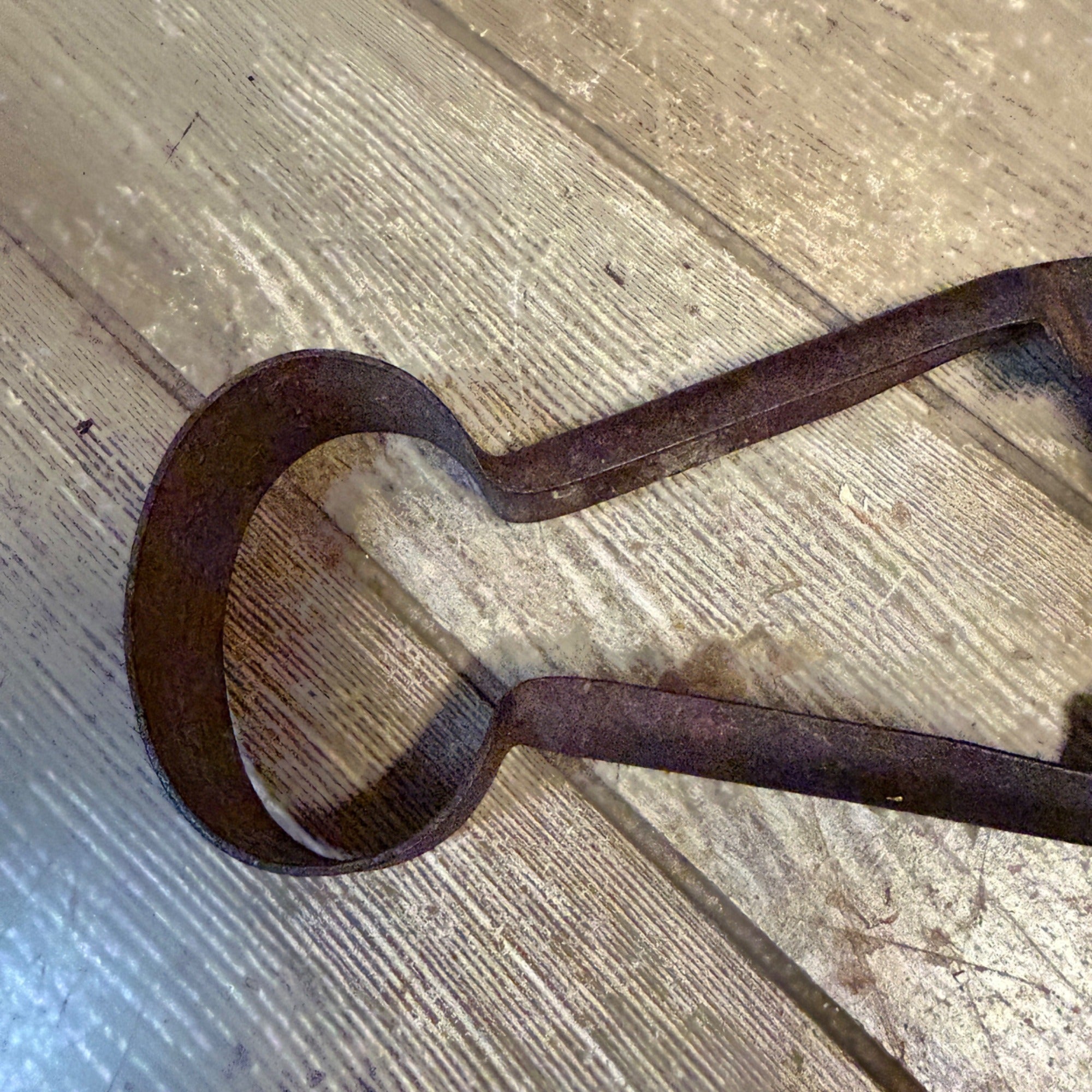 Antique Primitive Sheep Shears Farm Tool Wall Decor