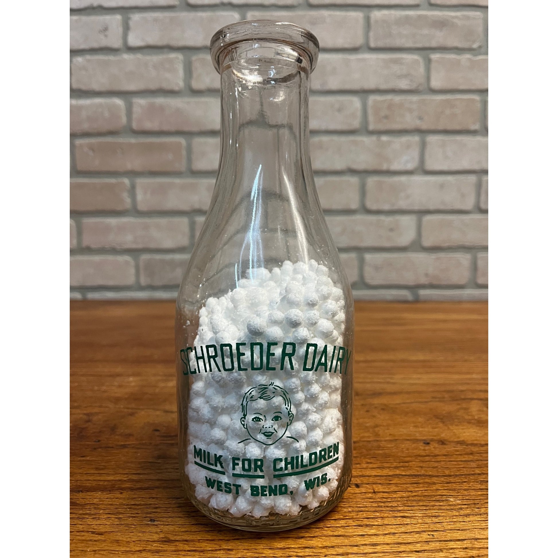 Vintage Schroeder Dairy West Bend Wis Quart Milk Bottle WI Wisconsin