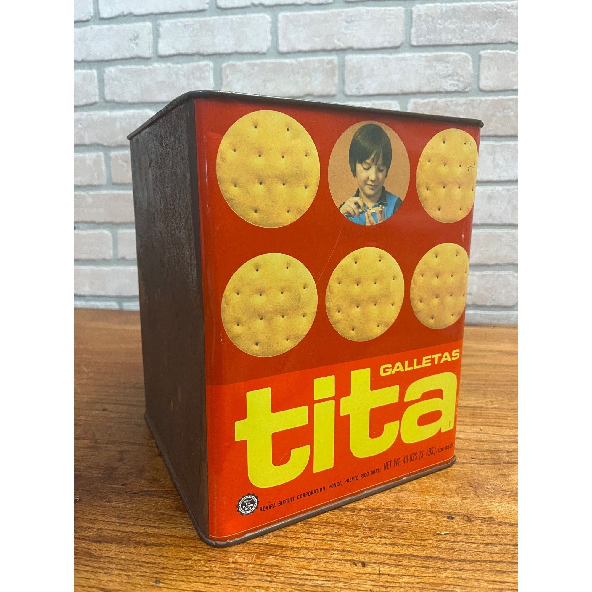 Vintage TITA Crackers Tin - Rovira Biscuit Co - Ponce, Puerto Rico 48oz