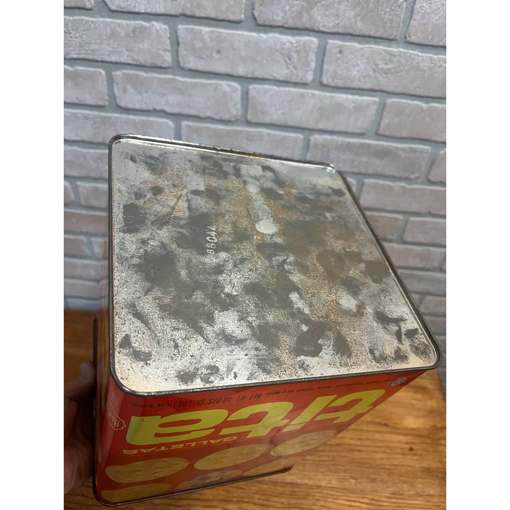 Vintage TITA Crackers Tin - Rovira Biscuit Co - Ponce, Puerto Rico 48oz