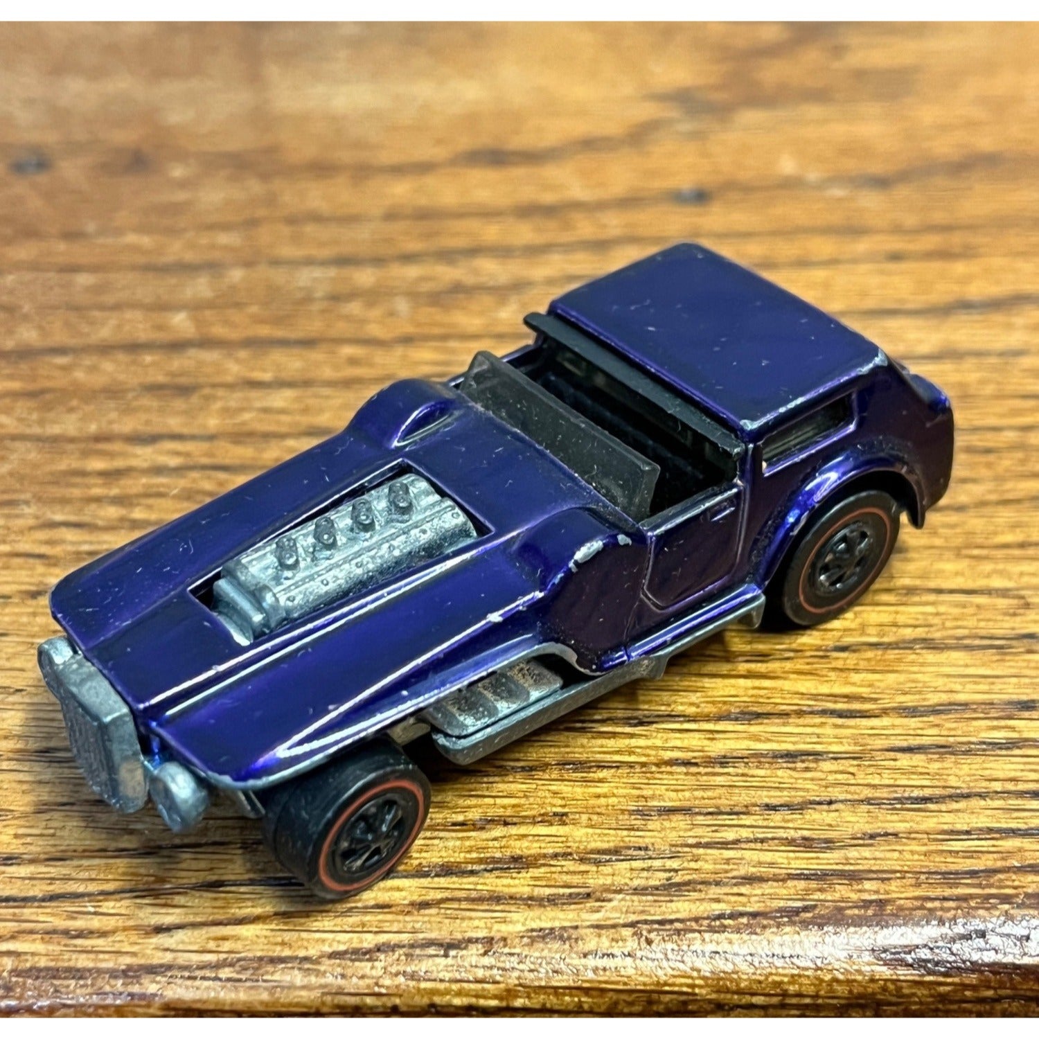 Vintage 1970 Hot Wheels Redline "The Hood" Dark Purple -- CLEAN