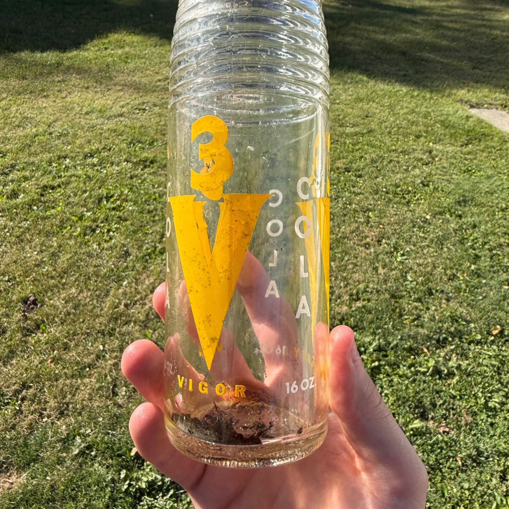 Vintage 3V 3-V Cola Soda Bottle ACL Yellow 16oz