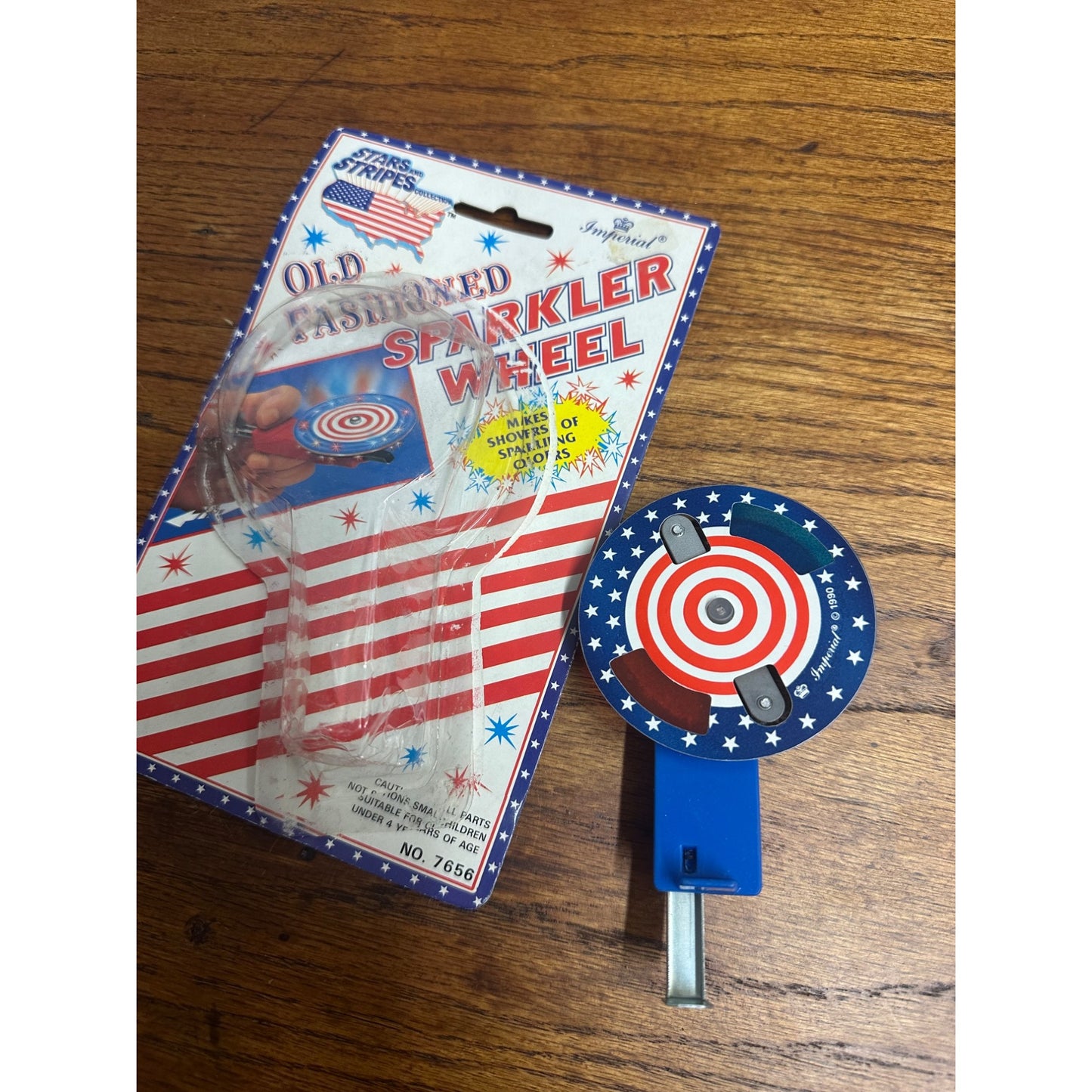 Vintage 1990 Imperial Old Fashioned Sparkler Wheel Stars & Stripes - Open Package