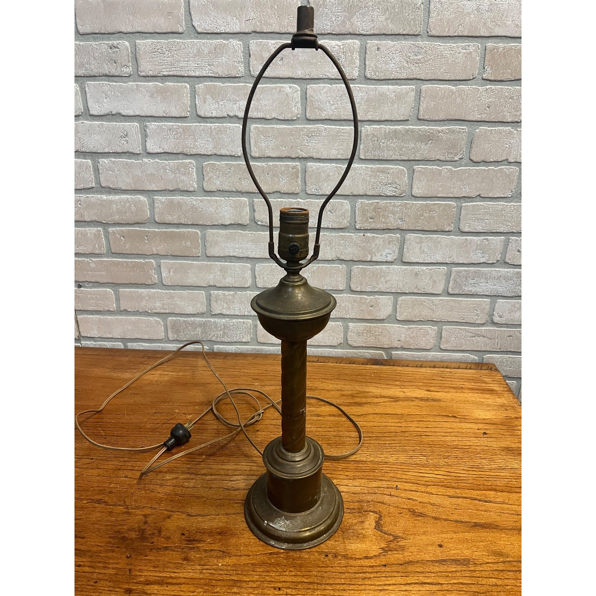 Antique Neoclassical Twist Copper Bronze Table Desk Lamp Spiral Column Design