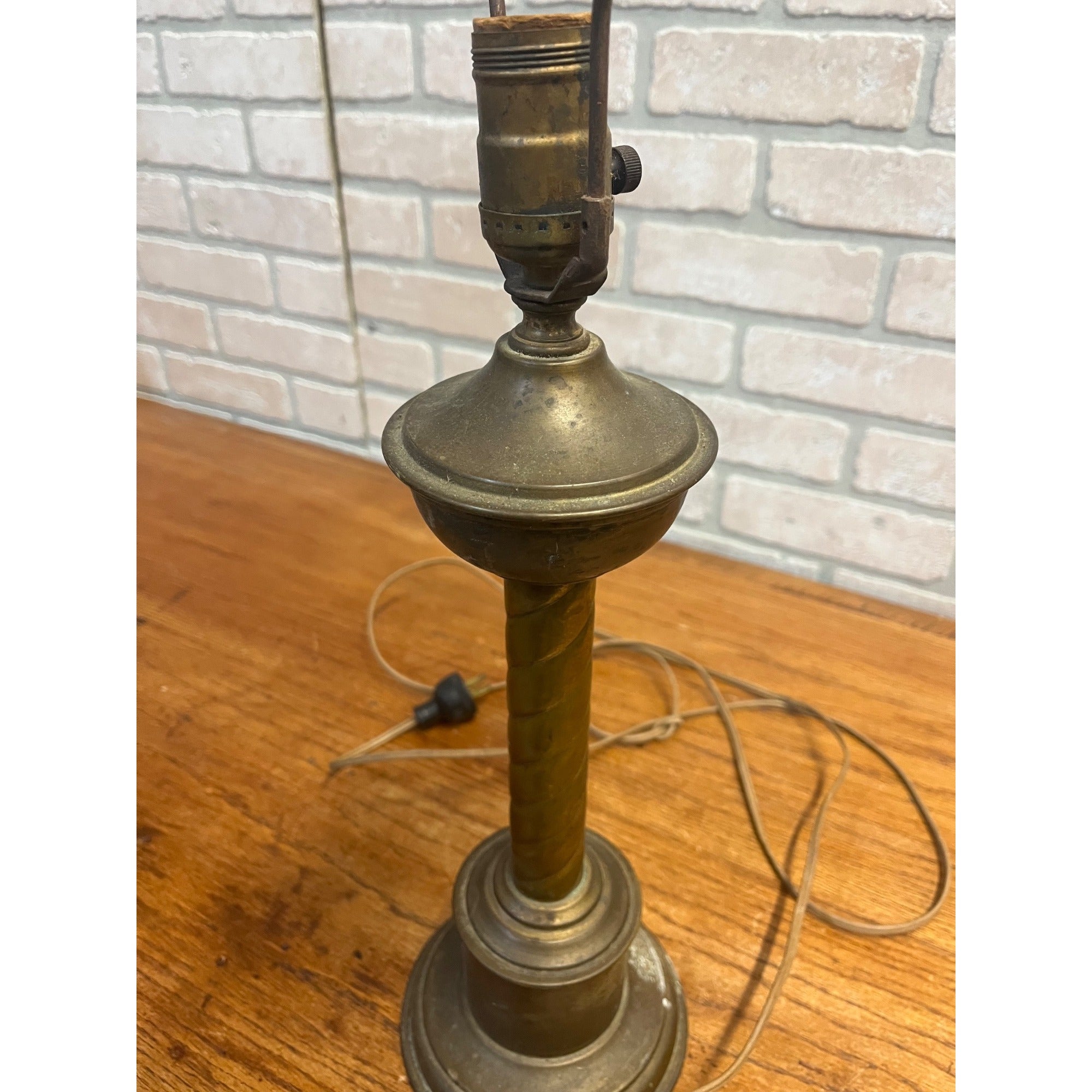 Antique Neoclassical Twist Copper Bronze Table Desk Lamp Spiral Column Design