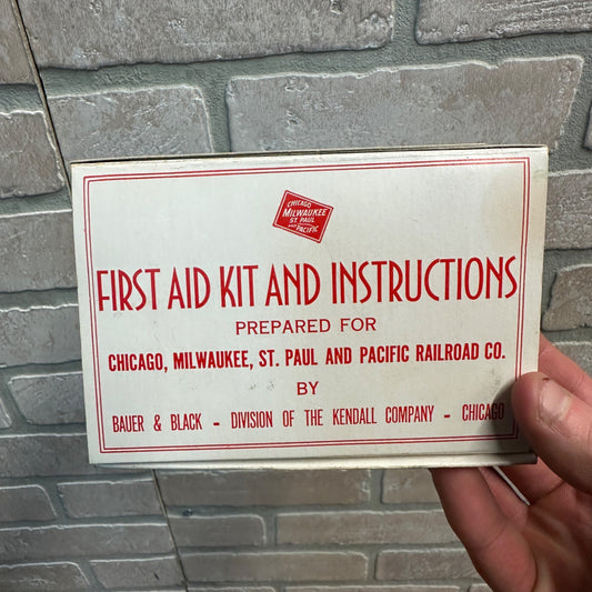 VINTAGE 1950S FIRST AID KIT CHICAGO, MILWAUKEE, ST PAUL PACIFIC RAILROAD CO