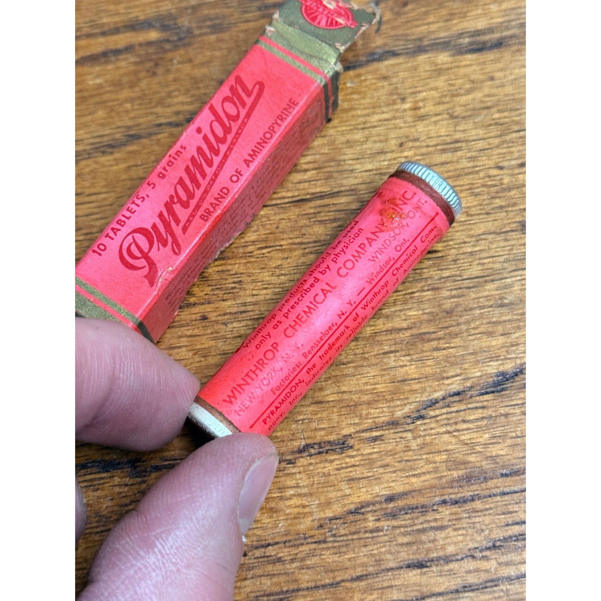 NOS Advertising Medicine Box & Tin Pyramidon Winthrop Chemical Co NY Windsor