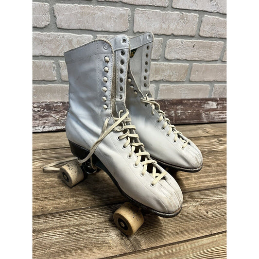 Vintage Chicago Roller Skate Co. Women's Roller Skates Size 6 White