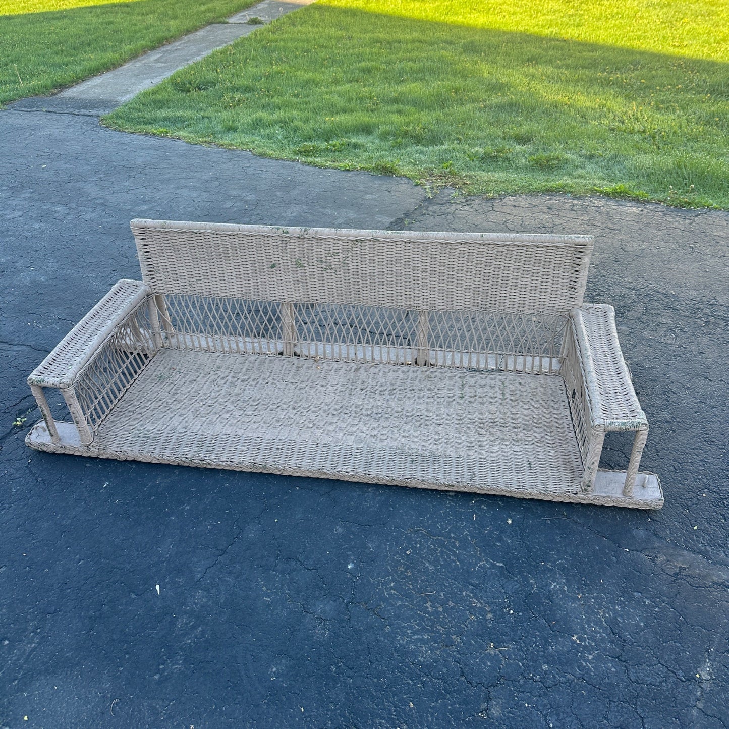 Vintage Hanging Wicker Porch Swing Outdoor Bench