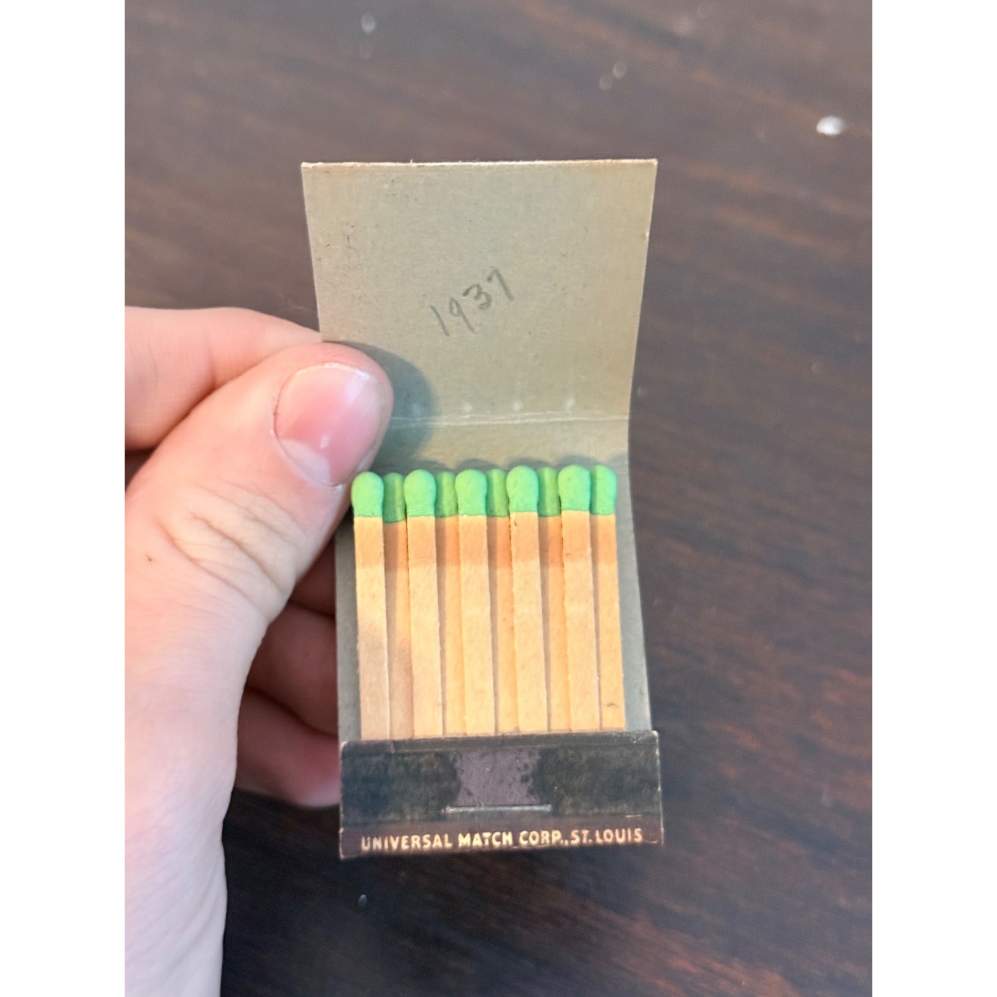 Vintage  Hillcrest Tea Room Wauwatosa Wisconsin WI Unstruck FULL Matchbook