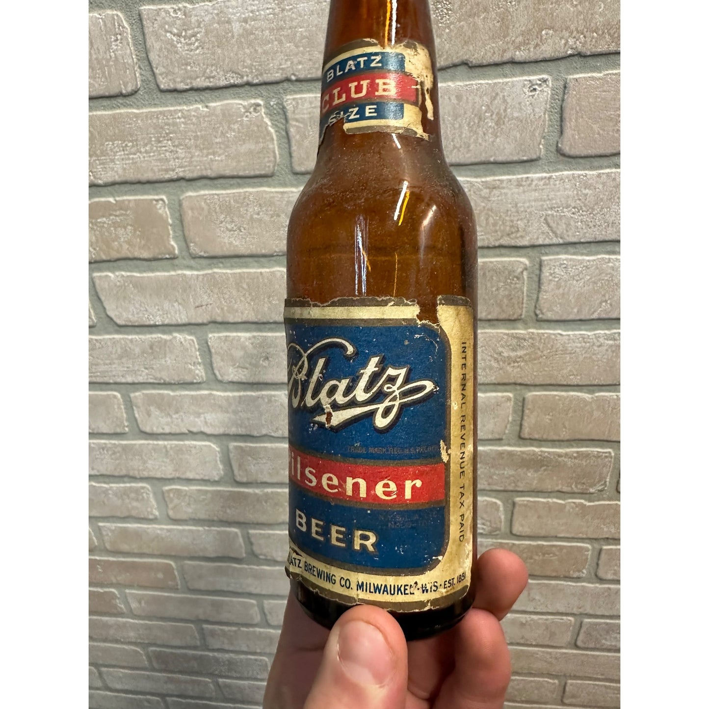 Vintage 1940s Blatz Pilsner Beer Bottle w/ Paper Label IRTP Club Size