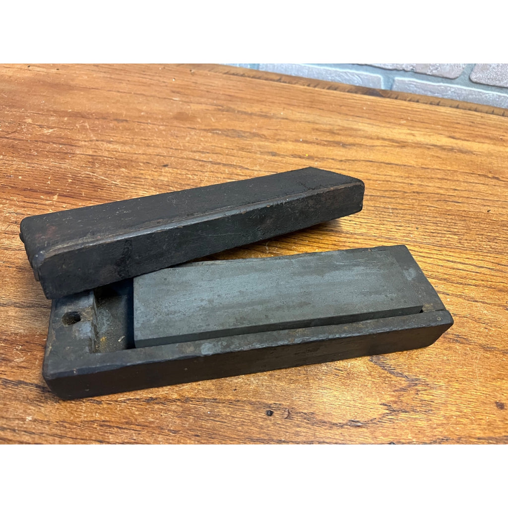 Antique Oilstone Sharpening Stone Wood Box Case Tool Primitive Hone Carpenter