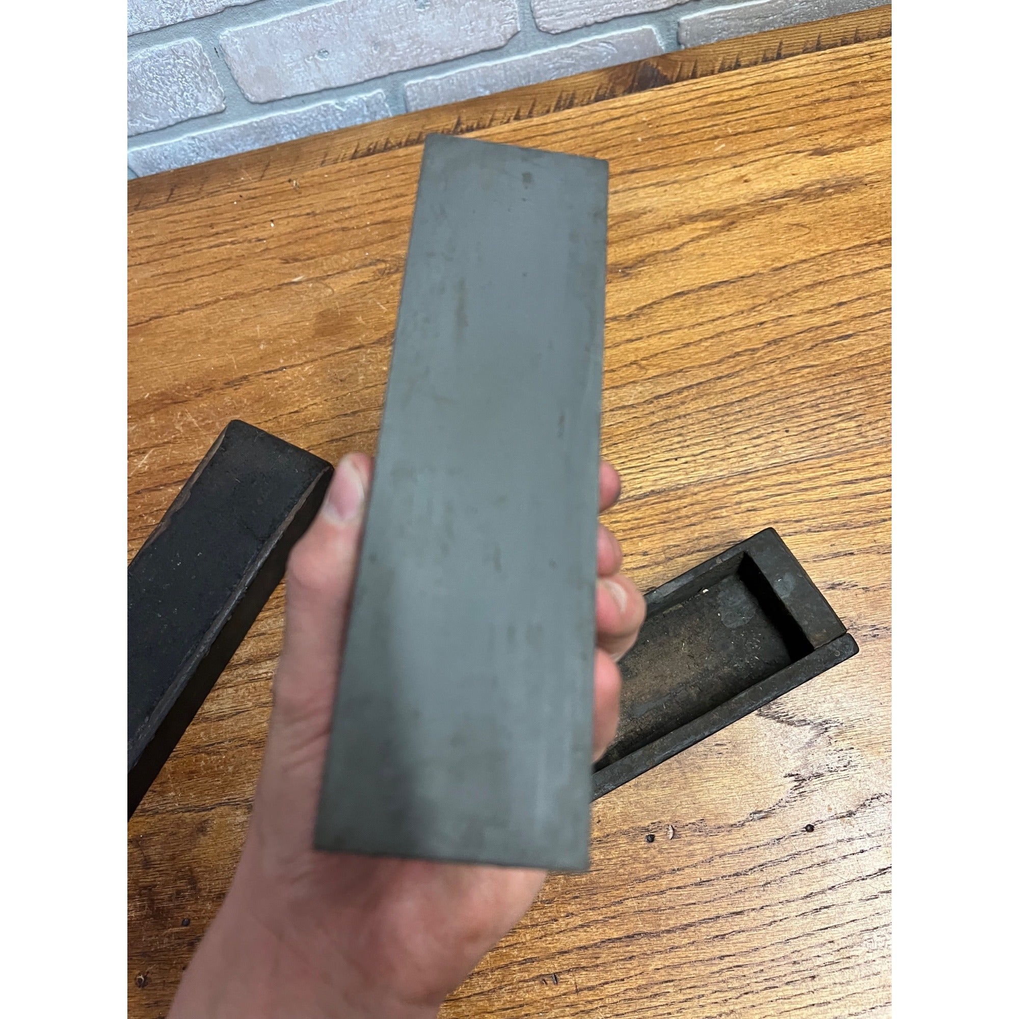 Antique Oilstone Sharpening Stone Wood Box Case Tool Primitive Hone Carpenter
