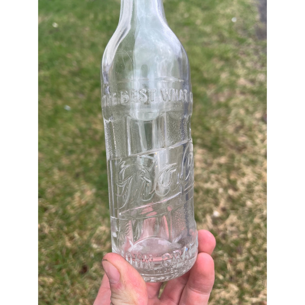 Vintage 1930s Graf's Beaverages Embossed Art Deco Soda Bottle Milwaukee Wis WI