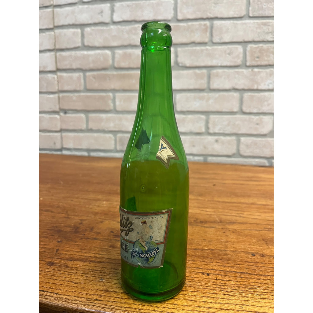 Vintage Schlitz Beer Ginger Ale Prohibition Soda Bottle Label Milwaukee WI 12oz