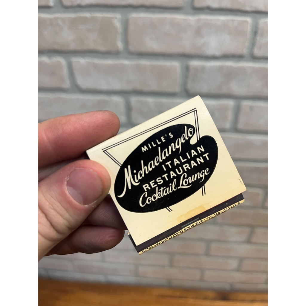 Mille's Michaelangelo Italian Restaurant Milwaukee Wis FULL Advertising Matchbook