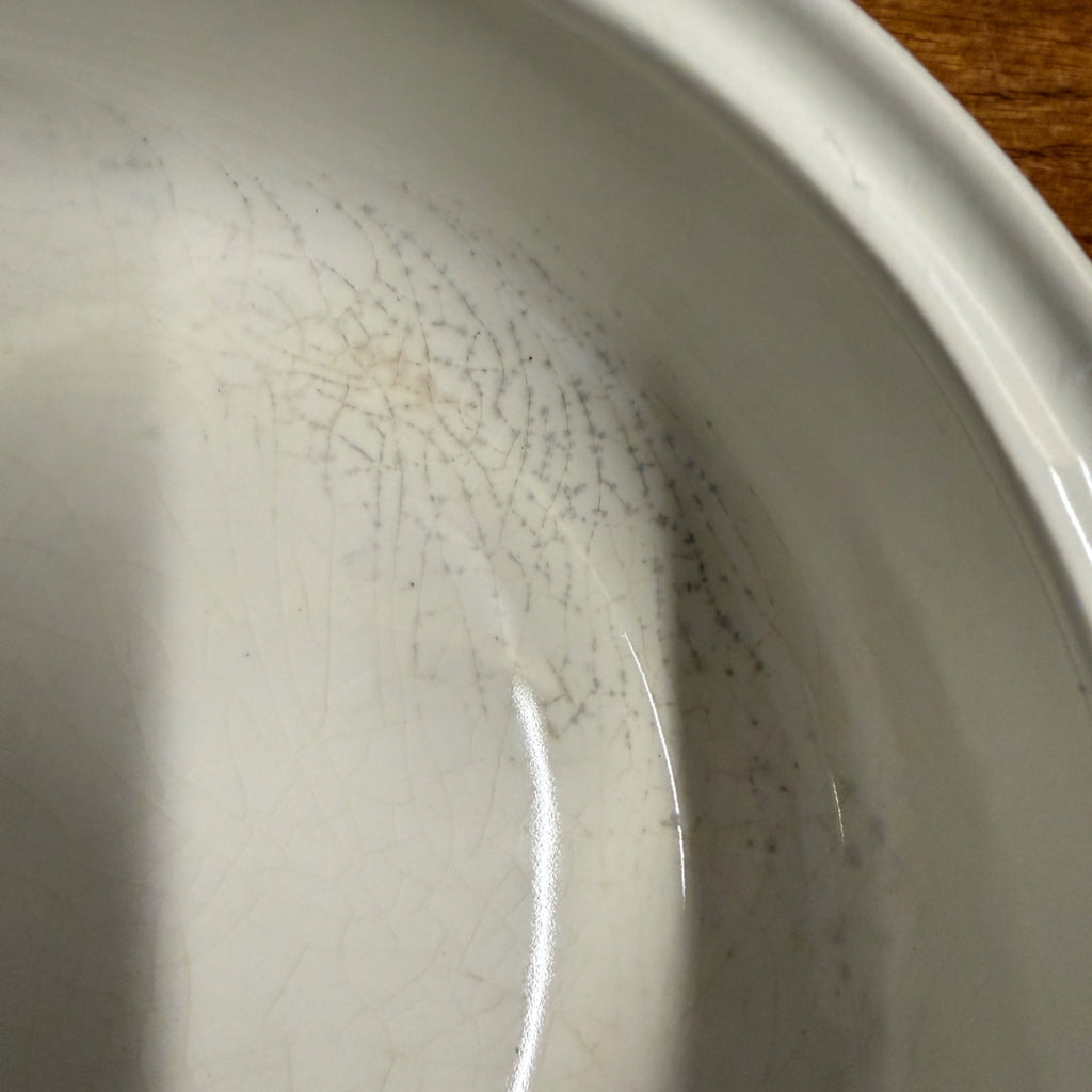 Vintage Currier and Ives by Royal China 1.25 QT Round Covered Casserole Dish