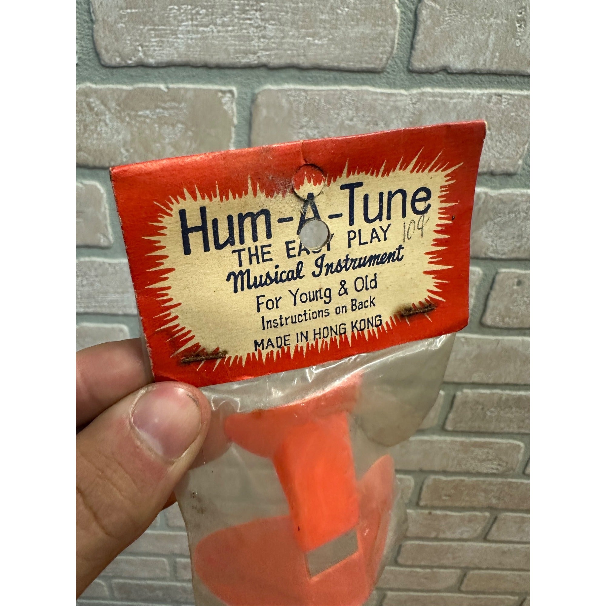 Vintage Hum-A-Tune Musical Instrument Mouthpiece Dime Store Toy NEW