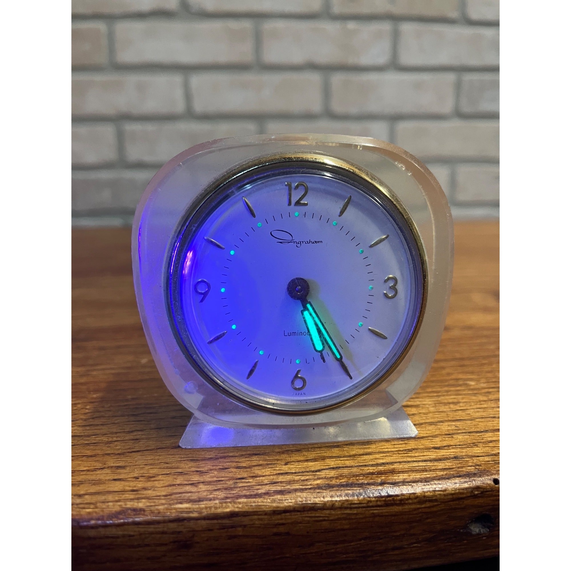 Vintage Ingraham Luminous Windup Alarm Clock w/ UV Glow Uranium Hands